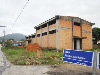 semiliberdade-galpao-esta-sem-operarios-1 Local onde, na teoria, funcionará a Casa de Semilliberdade de Tubarão fica no bairro Humaitá de Cima, a menos de um quilômetro do Presídio Regional.