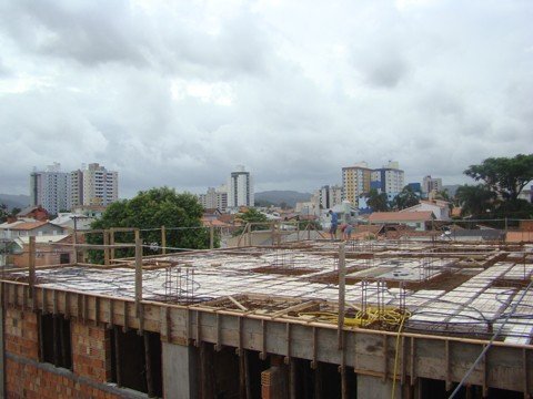 cresce-o-numero-de-casas-com-menos-de-tres-moradores-1 A construção civil está em expansão. Em algumas cidades, também cresce o número de apartamentos feitos para pessoas que vivem sozinhas.
