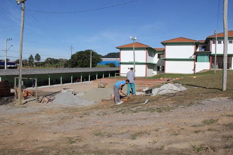 Obras são realizadas na Escola Martinho Alves dos Santos, em Tubarão. 
