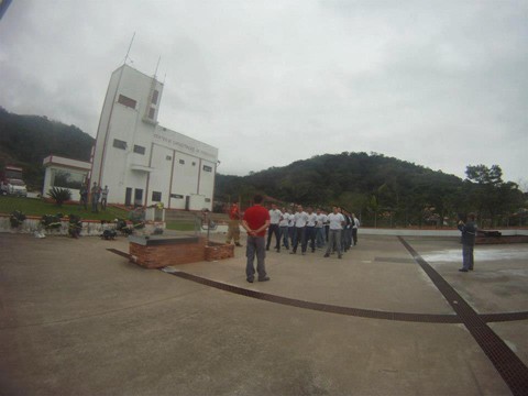 Os bombeiros voluntários de Jaguaruna fazem constante treinamento. Foto: Bombeiros Voluntários de Jaguaruna/Divulgação/Notisul.