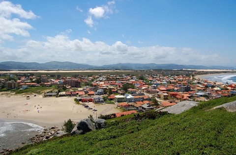 Itapirubá é muito conhecida pelas praias que atraem turistas e veranistas na alta temporada