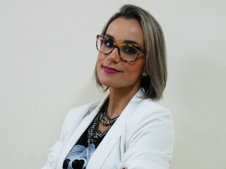 Vivian Garcia Selig  –  “Precisamos do cidadão de bem a nosso favor”