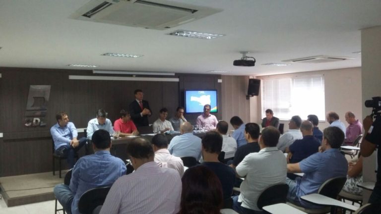 Desenvolvimento do varejo e da sociedade: Reunião da CDL, em Tubarão, ocorre agora