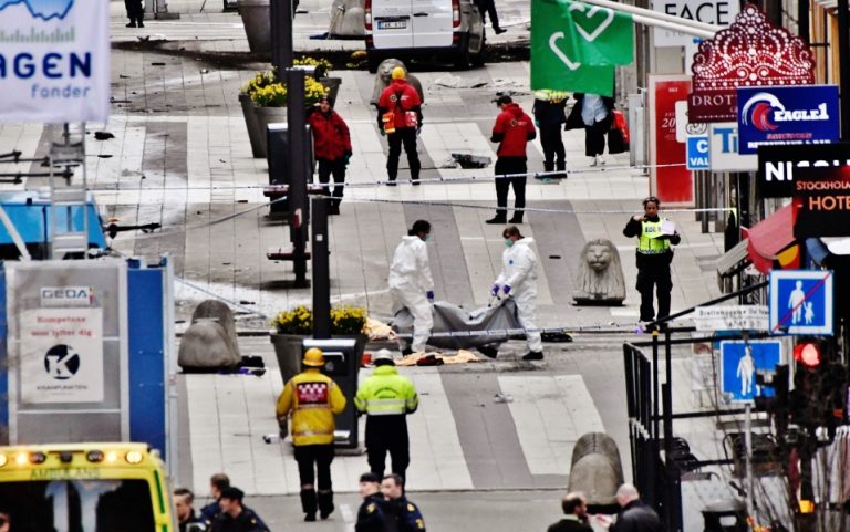 Polícia sueca confirma prisão de responsável por ataque em Estocolmo