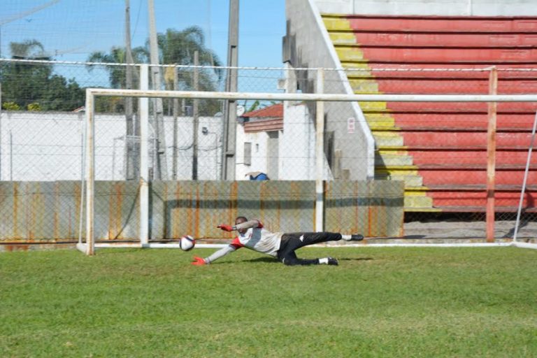 Série B do Catarinense: Hercílio Luz confirma mais quatro jogadores