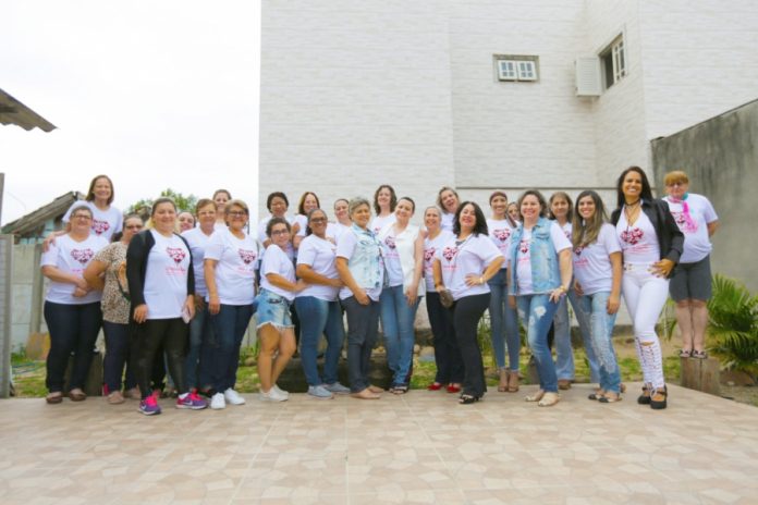 Mulheres se uniram no combate à doença  -  Foto: Divulgação/notisul