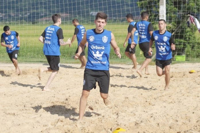 tubarao-futsal-estreia-amanha-na-temporada-2018-0 Preparação da equipe foi intensa para a Copa Verão Capão da Canoa de Futsal - Foto: Fogaça Comunicação/Tubarão Futsal/divulgação/notisul