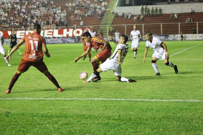 Hercílio arranca empate com 2 gols de Lima - Foto: Divulgação/Notisul