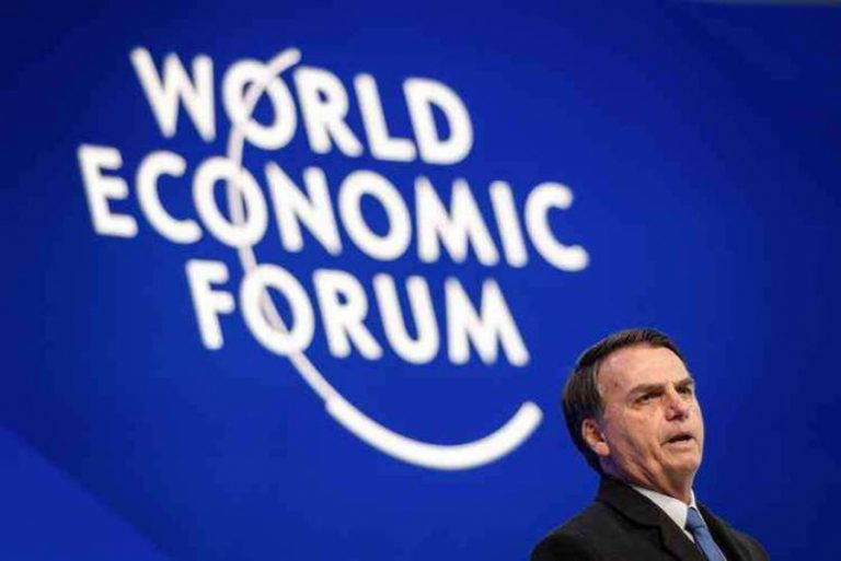 Em discurso, Bolsonaro diz que vai resgatar valores e abrir a economia