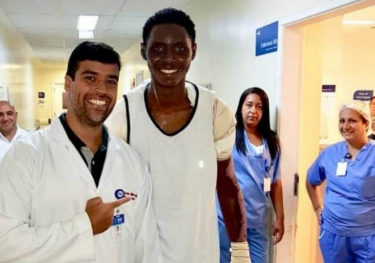 Herói que salvou amigos no incêndio no Flamengo tem alta