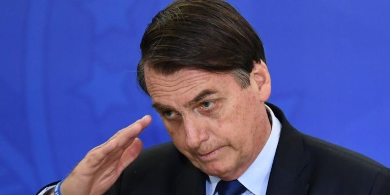 Bolsonaro teve dados acessados durante período eleitoral