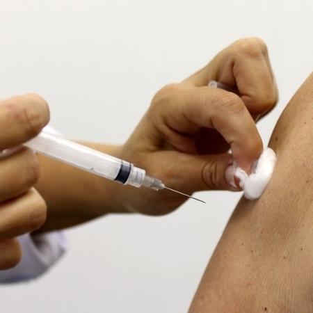 Terceira etapa da Campanha de Vacinação contra a gripe termina amanhã (15) em Tubarão