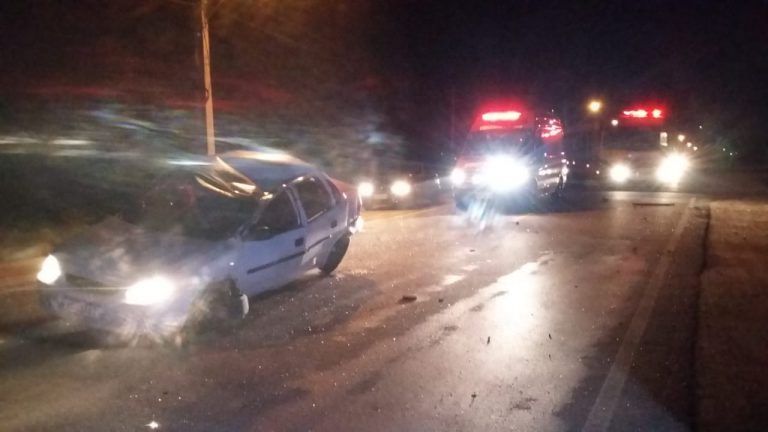Motorista morre ao colidir em balança de carga em Armazém
