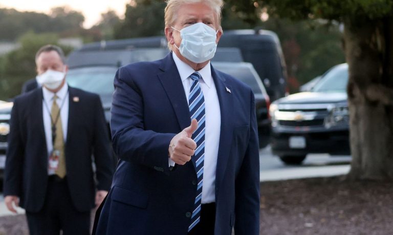 Donald Trump deixa hospital e volta para Casa Branca