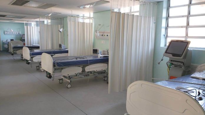 Covid-19: Leitos de UTI do hospital de Laguna chegam a 100% de ocupação