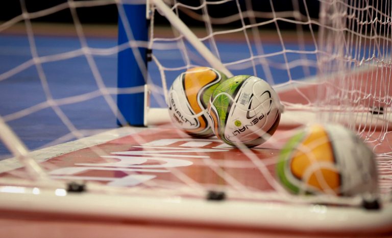 Tubarão Futsal x Campo Mourão terá ingresso solidário