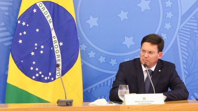 Novo Bolsa Família cumprirá teto de gastos, diz ministro da Cidadania Novo Bolsa Família cumprirá teto de gastos, diz ministro da Cidadania