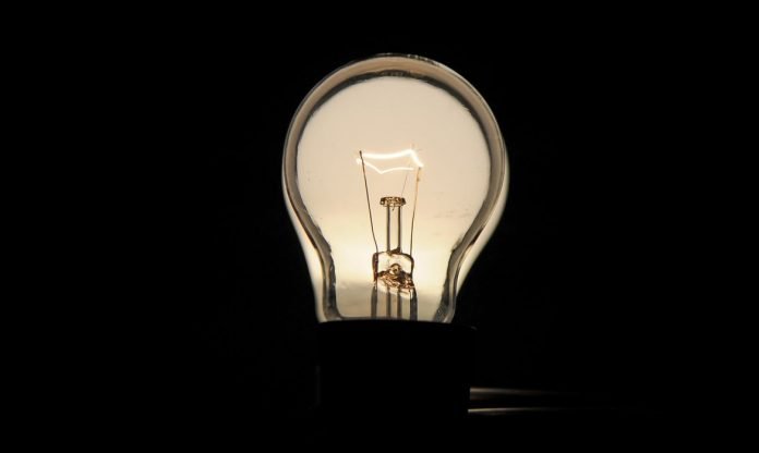 Você sabe como funciona nova bandeira tarifária de luz