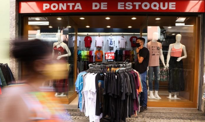 indicador de emprego volta a cair em setembro