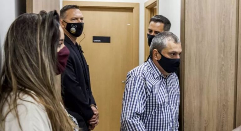 Sócio da boate Kiss, condenado a prisão pela morte de 242 vítimas, se entrega em Tijucas