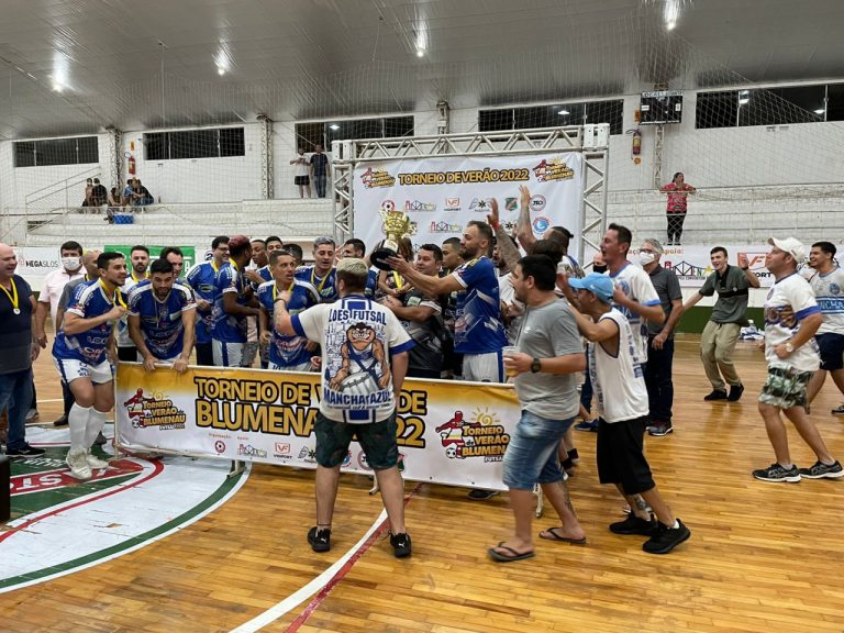 Loes/ Tubarão Futsal conquista o título do Torneio de Verão de Blumenau
