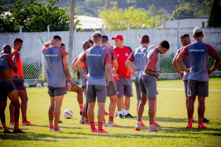 Hercílio Luz estreia neste domingo no Campeonato Catarinense 2022