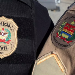 #ParaTodosVerem Na foto, os símbolos da Polícia Militar e da Polícia Civil de Santa Catarina