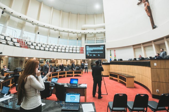 #ParaTodosVerem Na foto, o plenário da Assembleia Legislativa de Santa Catarina