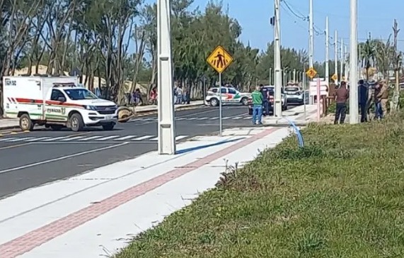 Betoneira cai em avenida e provoca morte de ciclista