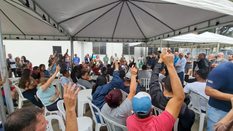 Casan antecipa indenizações por estouro de caixa d’água em Florianópolis