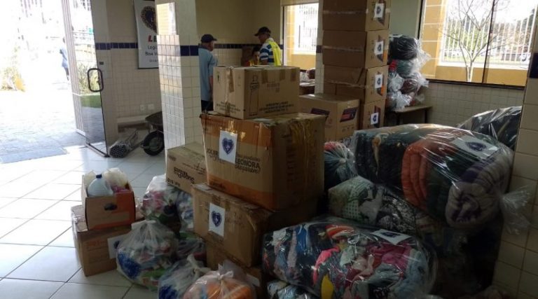 Cidade de Tubarão recebe mais de 5 toneladas de produtos para famílias atingidas pelas inundações
