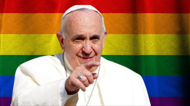 Papa Francisco autoriza Batismo e testemunho de pessoas transsexuais