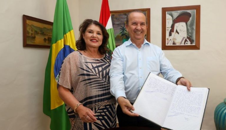 Jorginho Mello viaja ao exterior e vice-governadora assume o cargo interinamente
