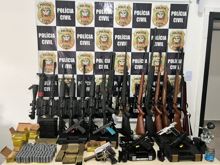 Ação da Polícia Civil desmantela esquema de tráfico de drogas em Blumenau