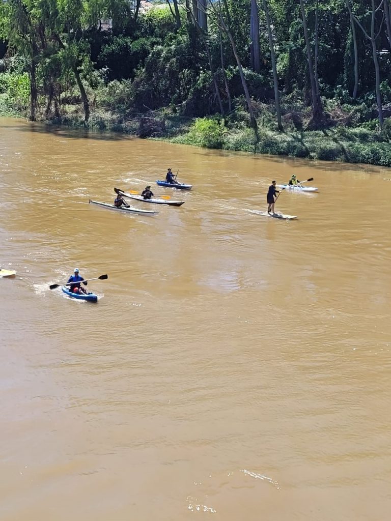 Regata Tuba-Nharô celebra o Rio Tubarão com esportes a remo