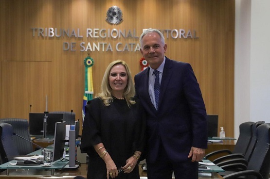 Desembargadora Maria do Rocio Luz Santa Ritta toma posse como presidente do TRE-SC