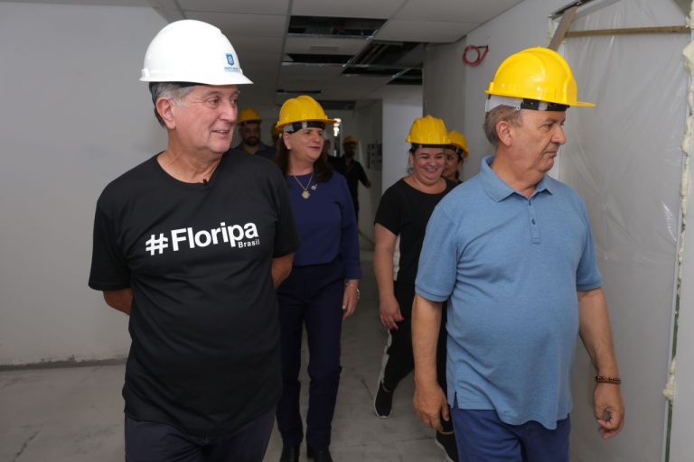 MultiHospital no antigo aeroporto de Florianópolis: Governador e secretária visitam obras