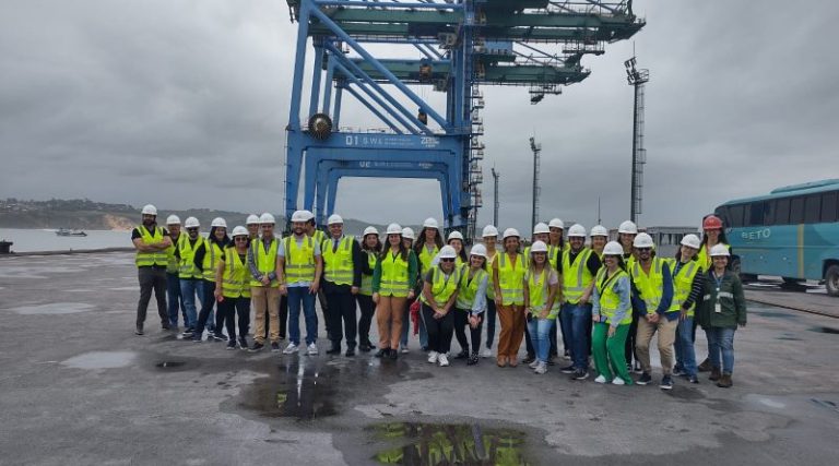 Visita técnica ao Porto de Imbituba: Integração entre servidores e operações portuárias