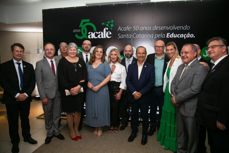 Acafe celebra 50 anos de contribuição à educação superior em Santa Catarina