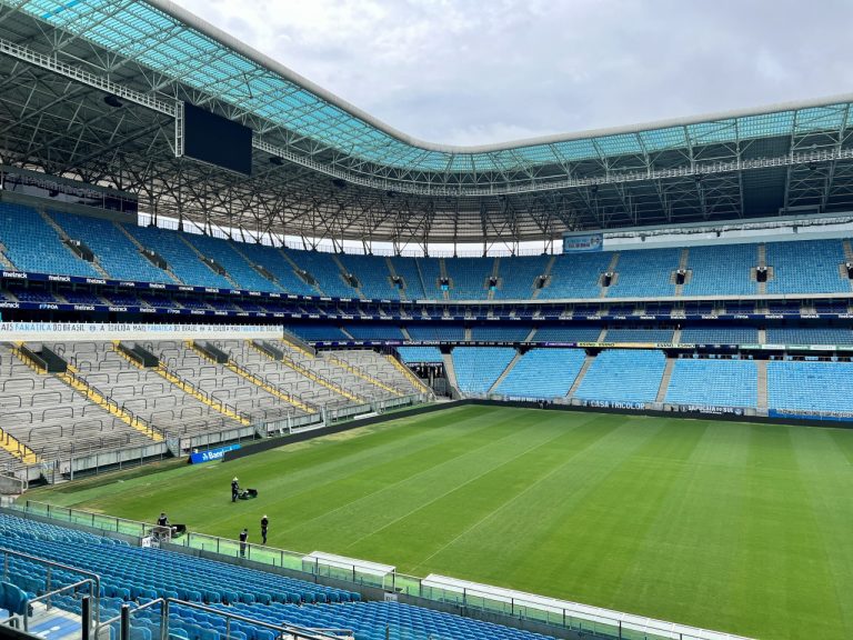 Grêmio e Juventude disputam título gaúcho após 17 anos