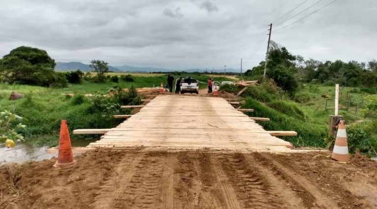 Conclusão da recuperação da ponte de madeira na Rodovia Aggeu Medeiros
