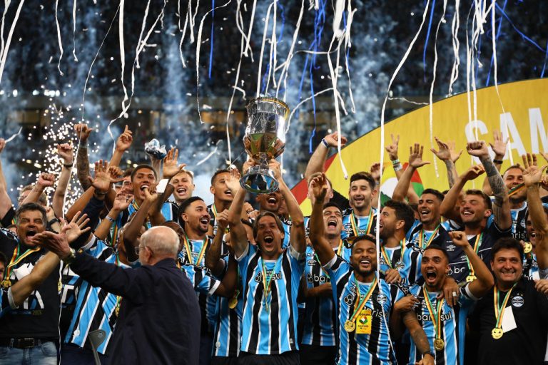 Grêmio é heptacampeão do Gaúchão em vitória sobre o Juventude