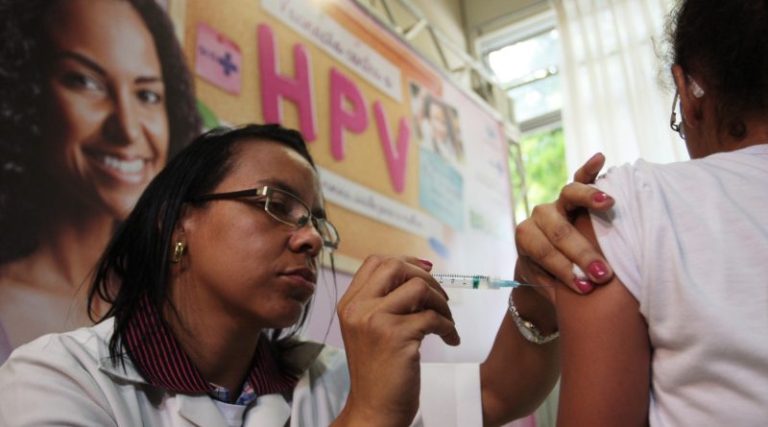 Vacinação contra HPV em SC passa a ser em dose única
