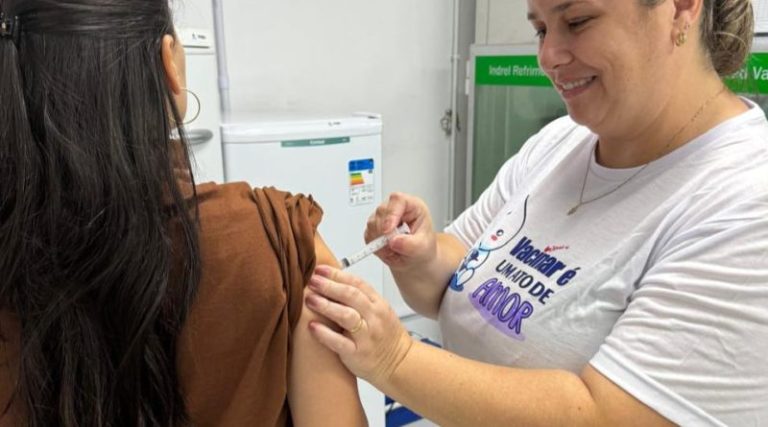 Dia D da campanha de vacinação contra a influenza: Mais de 2 mil doses aplicadas em um dia