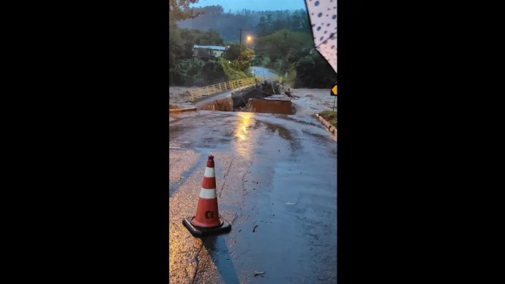 Rio Taquari ultrapassa nível recorde de 30 metros de cheia e causa mortes e destruição em cidades do vale