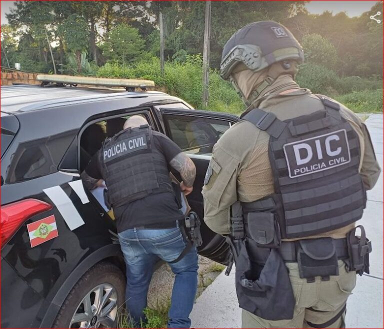 Homem é preso por tráfico de drogas no Campeche, em Florianópolis